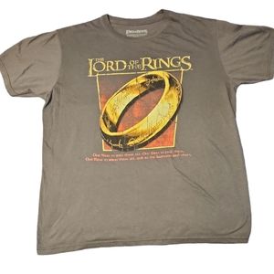 Lord of the Rings Men T-shirt  Size Large